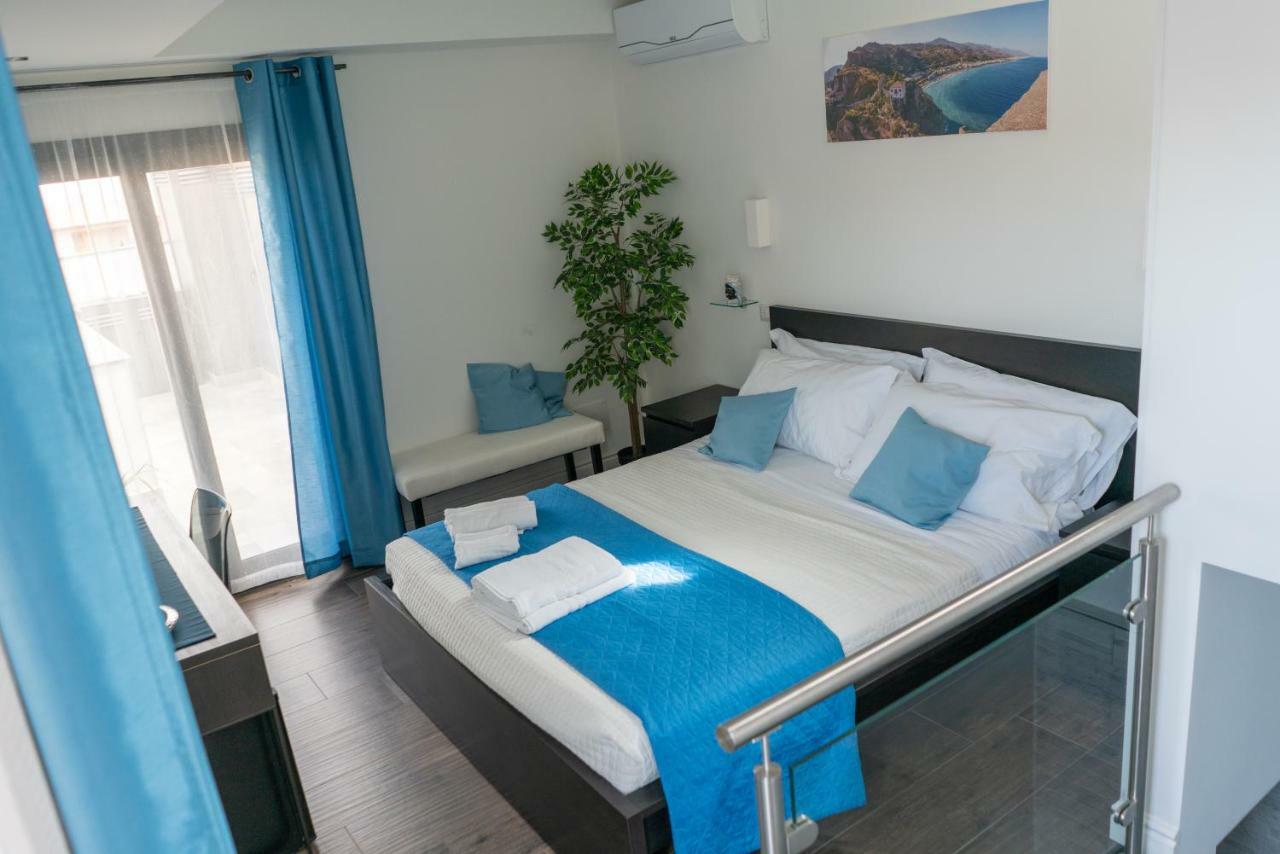 Marranzanu Rooms Santa Teresa Di Riva Exterior foto